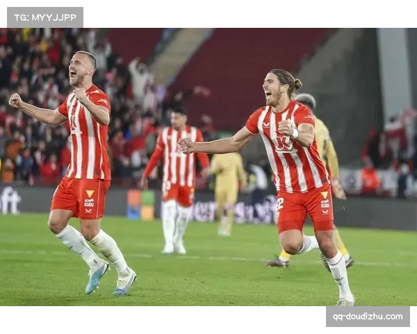 阿尔梅里亚2-2绝平格拉纳达，错失逃离降级区良机